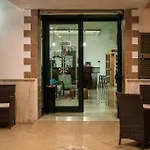 Ξενοδοχείο Calabria 3*