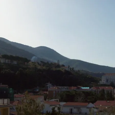 Calabria 3*